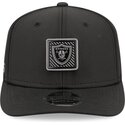 bone-curvo-preto-snapback-9seventy-stretch-snap-training-pack-2026-da-las-vegas-raiders-nfl-da-new-era
