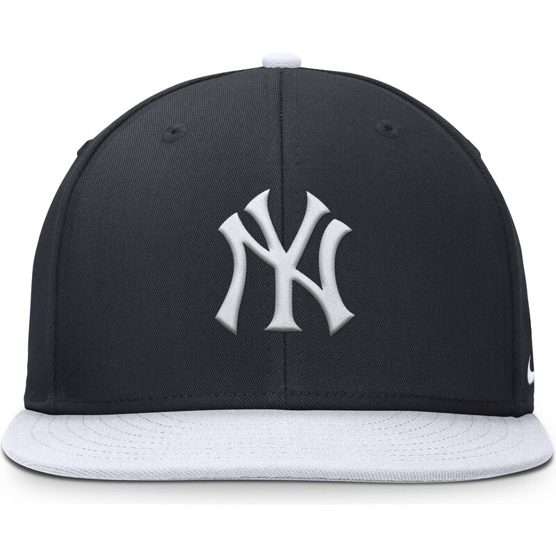 bone-plano-azul-marinho-e-branco-snapback-para-crianca-dri-fit-pro-structured-square-bill-da-new-york-yankees-mlb-da-nike