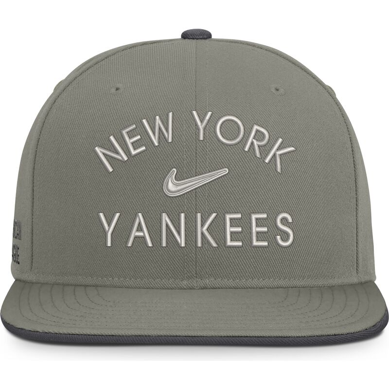 bone-plano-verde-snapback-dri-fit-pro-structured-square-bill-da-new-york-yankees-mlb-da-nike