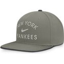bone-plano-verde-snapback-dri-fit-pro-structured-square-bill-da-new-york-yankees-mlb-da-nike