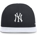 bone-plano-azul-marinho-e-branco-snapback-dri-fit-pro-structured-square-bill-da-new-york-yankees-mlb-da-nike