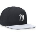 bone-plano-azul-marinho-e-branco-snapback-dri-fit-pro-structured-square-bill-da-new-york-yankees-mlb-da-nike