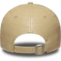bone-curvo-bege-ajustavel-para-mulheres-com-logo-bege-9forty-pu-pattern-da-new-york-yankees-mlb-da-new-era