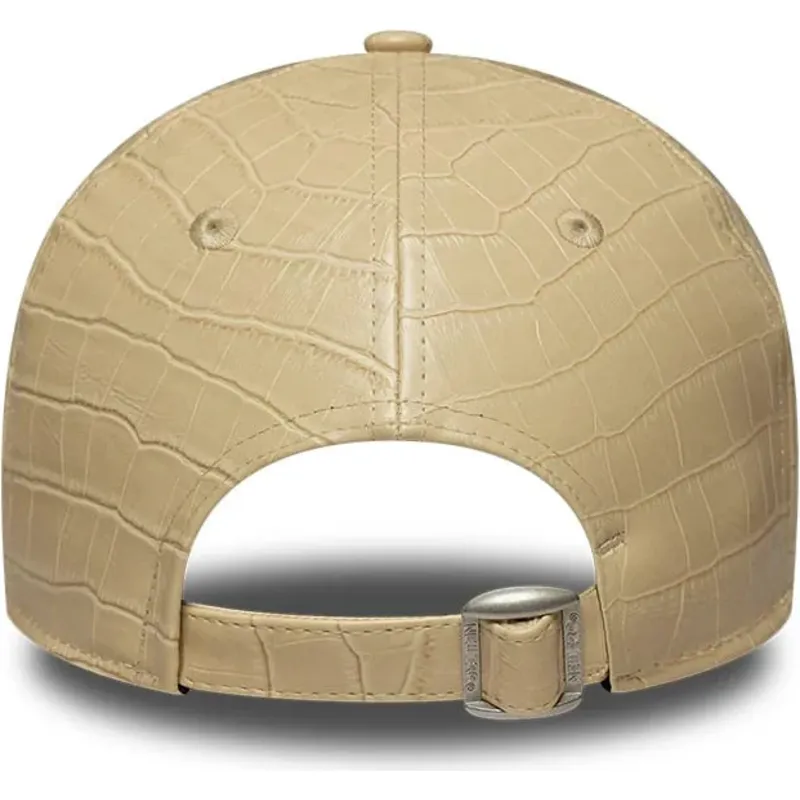 bone-curvo-bege-ajustavel-para-mulheres-com-logo-bege-9forty-pu-pattern-da-new-york-yankees-mlb-da-new-era