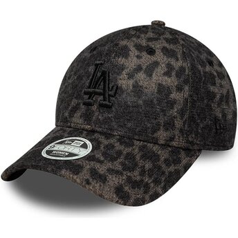 Boné curvo leopardo ajustável para mulheres com logo preto 9FORTY Leãopard Cosy da Los Angeles Dodgers MLB da New Era