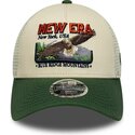 bone-trucker-verde-e-bege-9forty-m-crown-a-frame-graphic-da-new-era