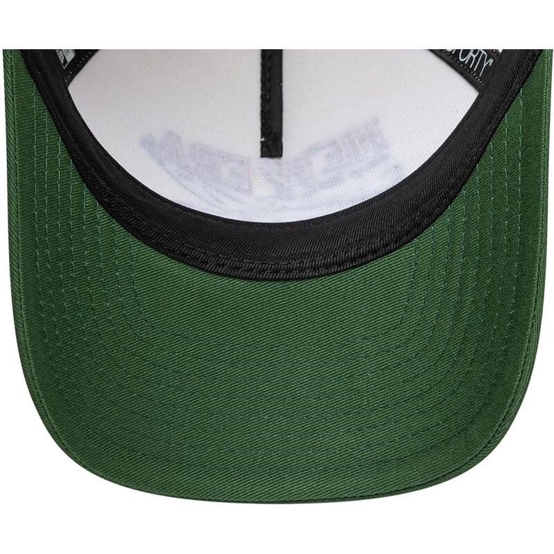 bone-trucker-verde-e-bege-9forty-m-crown-a-frame-graphic-da-new-era