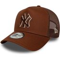 bone-trucker-castanho-com-logo-castanho-e-frame-outline-da-new-york-yankees-mlb-da-new-era