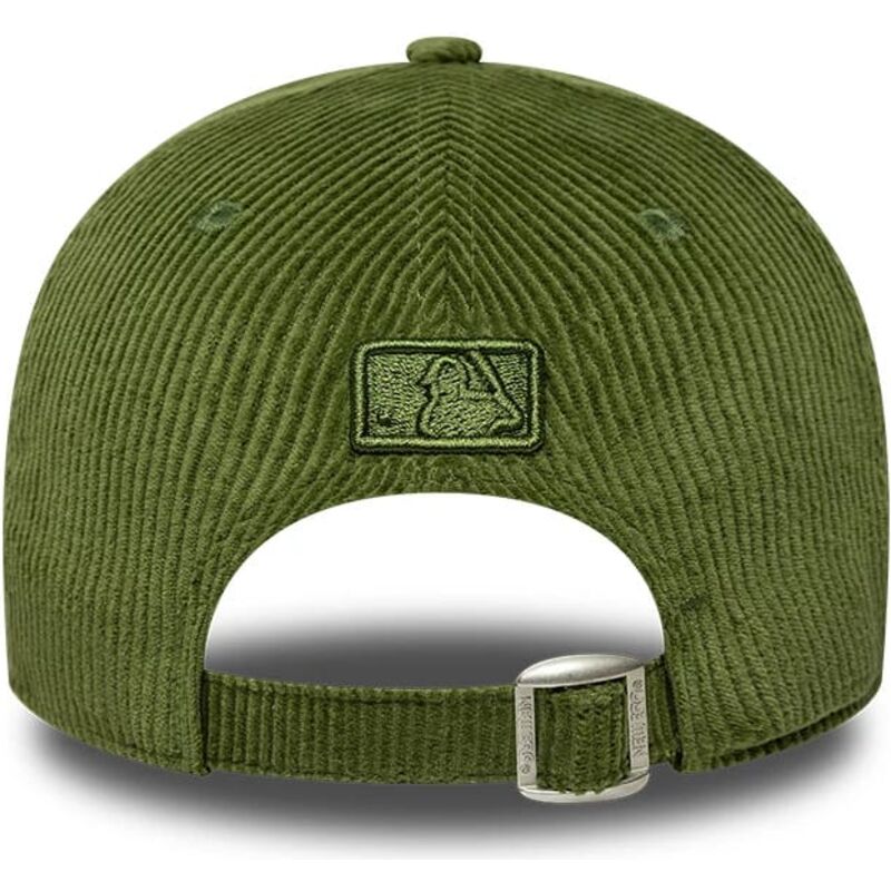 bone-curvo-verde-claro-ajustavel-com-logo-verde-9forty-m-crown-cord-da-new-york-yankees-mlb-da-new-era bone-curvo-verde-claro-ajustavel-com-logo-verde-9forty-m-crown-cord-da-new-york-yankees-mlb-da-new-era