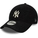 bone-curvo-preto-snapback-9forty-winter-borg-da-new-york-yankees-mlb-da-new-era