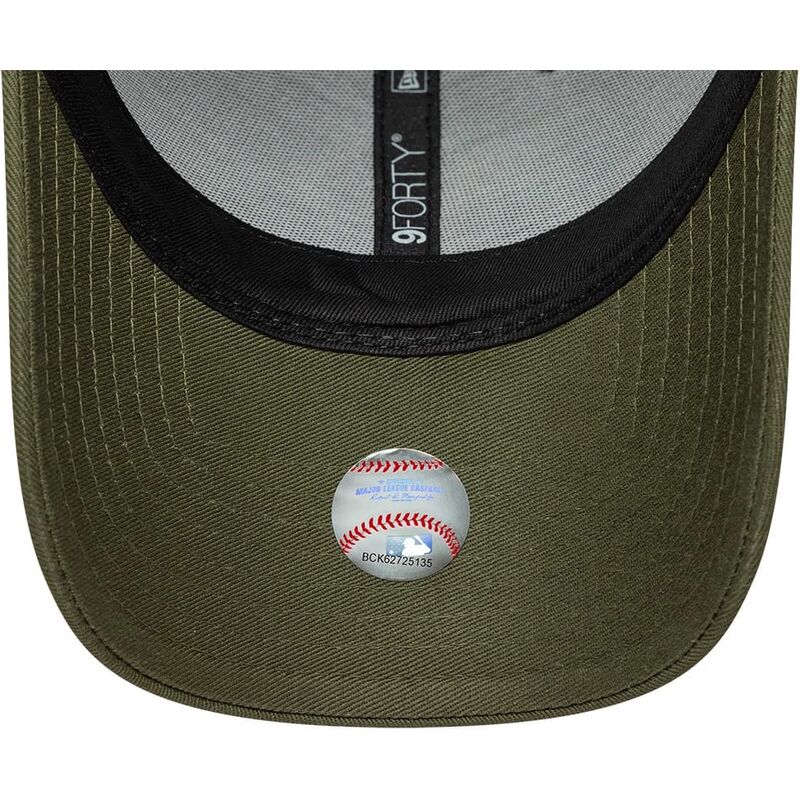 bone-curvo-verde-ajustavel-com-logo-camuflagem-9forty-outline-camo-da-new-york-yankees-mlb-da-new-era bone-curvo-verde-ajustavel-com-logo-camuflagem-9forty-outline-camo-da-new-york-yankees-mlb-da-new-era