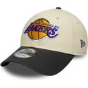 bone-curvo-bege-e-preto-ajustavel-9forty-colour-block-da-los-angeles-lakers-nba-da-new-era