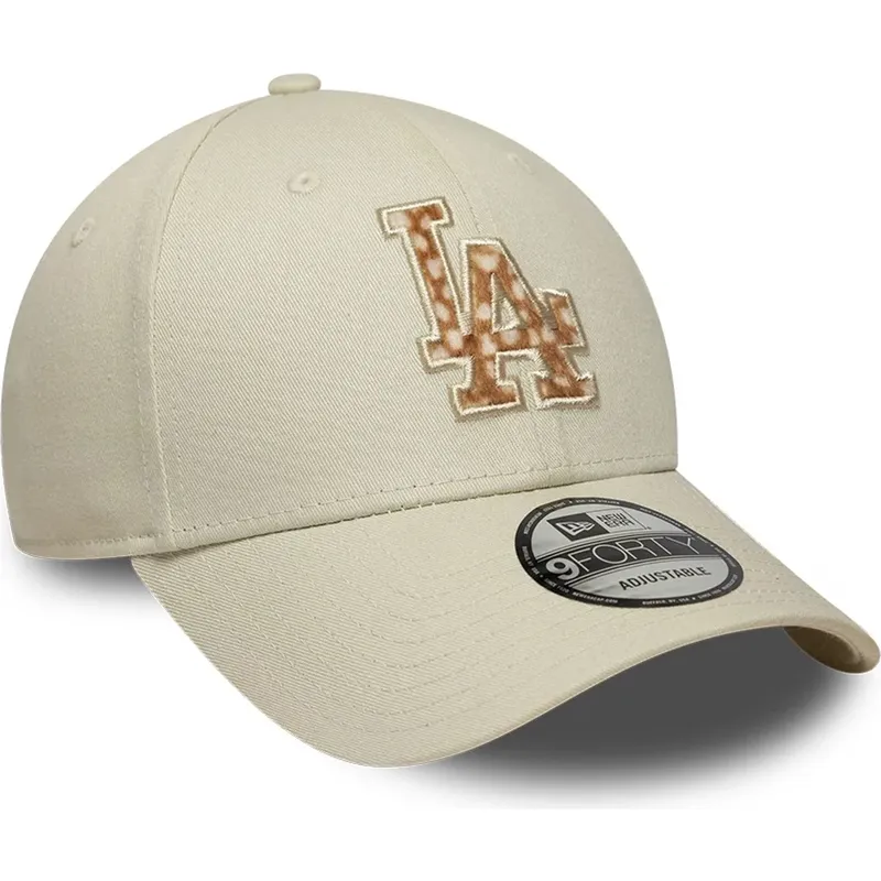 bone-curvo-bege-ajustavel-com-logo-castanho-9forty-faux-pony-infill-da-los-angeles-dodgers-mlb-da-new-era bone-curvo-bege-ajustavel-com-logo-castanho-9forty-faux-pony-infill-da-los-angeles-dodgers-mlb-da-new-era