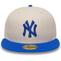 bone-plano-bege-e-azul-justo-com-logo-azul-59fifty-league-essential-da-new-york-yankees-mlb-da-new-era
