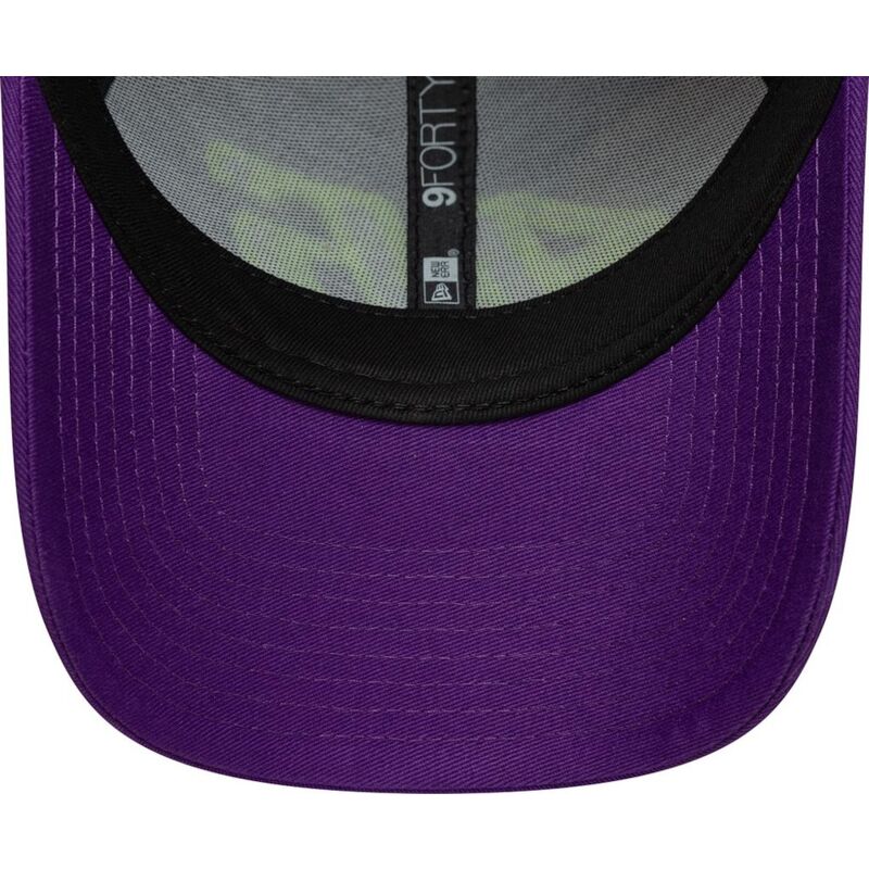bone-curvo-violeta-ajustavel-9forty-wordmark-da-valentino-rossi-vr46-motogp-da-new-era