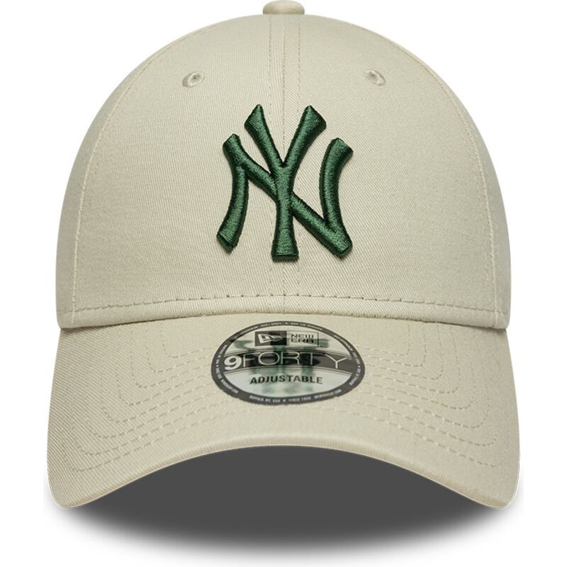 bone-curvo-bege-ajustavel-com-logo-verde-escuro-9forty-league-essential-da-new-york-yankees-mlb-da-new-era bone-curvo-bege-ajustavel-com-logo-verde-escuro-9forty-league-essential-da-new-york-yankees-mlb-da-new-era
