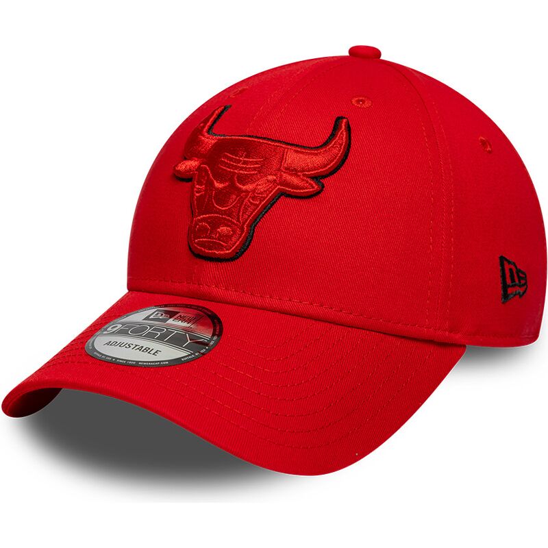 bone-curvo-vermelho-ajustavel-com-logo-vermelho-9forty-outline-da-chicago-bulls-nba-da-new-era