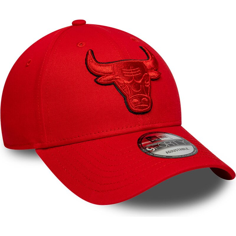 bone-curvo-vermelho-ajustavel-com-logo-vermelho-9forty-outline-da-chicago-bulls-nba-da-new-era