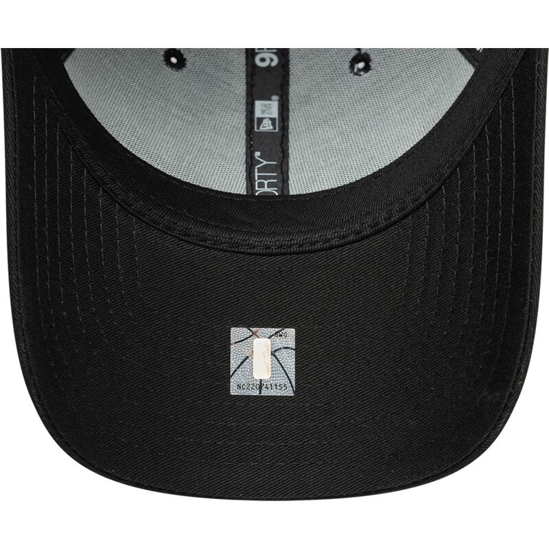 bone-curvo-preto-ajustavel-com-logo-violeta-9forty-outline-da-los-angeles-lakers-nba-da-new-era