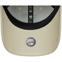 bone-curvo-bege-ajustavel-com-logo-preto-9forty-outdoor-icon-da-los-angeles-dodgers-mlb-da-new-era