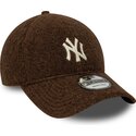 bone-curvo-castanho-snapback-9forty-winter-borg-da-new-york-yankees-mlb-da-new-era