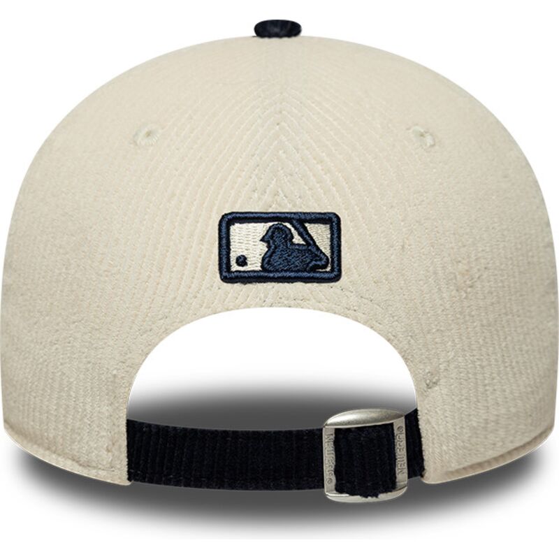 bone-curvo-bege-e-azul-marinho-ajustavel-com-logo-azul-marinho-9forty-m-crown-cord-da-new-york-yankees-mlb-da-new-era bone-curvo-bege-e-azul-marinho-ajustavel-com-logo-azul-marinho-9forty-m-crown-cord-da-new-york-yankees-mlb-da-new-era