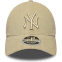 bone-curvo-bege-ajustavel-com-logo-bege-9forty-m-crown-cord-da-new-york-yankees-mlb-da-new-era