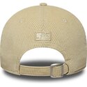 bone-curvo-bege-ajustavel-com-logo-bege-9forty-m-crown-cord-da-new-york-yankees-mlb-da-new-era