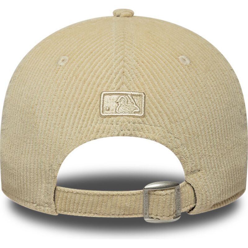 bone-curvo-bege-ajustavel-com-logo-bege-9forty-m-crown-cord-da-new-york-yankees-mlb-da-new-era bone-curvo-bege-ajustavel-com-logo-bege-9forty-m-crown-cord-da-new-york-yankees-mlb-da-new-era