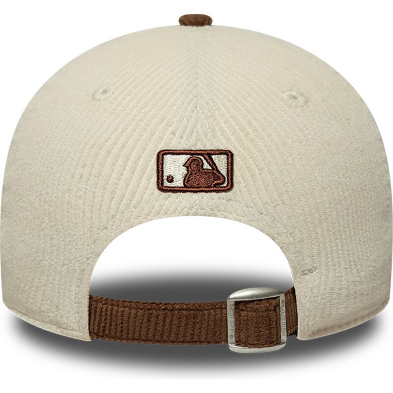 bone-curvo-castanho-e-bege-ajustavel-com-logo-castanho-9forty-m-crown-cord-da-new-york-yankees-mlb-da-new-era