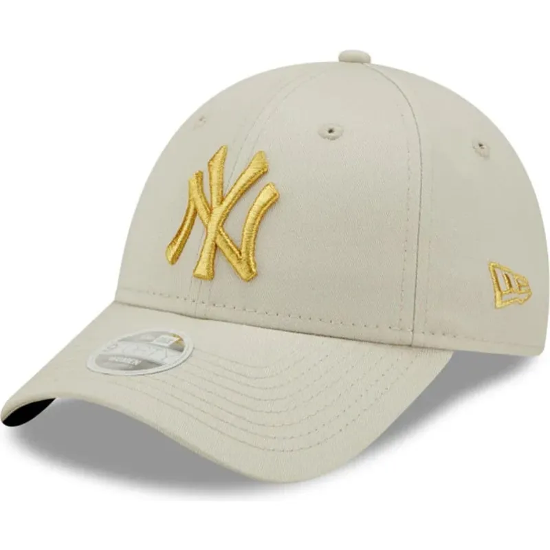bone-curvo-bege-ajustavel-para-mulheres-com-logo-dourado-9forty-metallic-logo-da-new-york-yankees-mlb-da-new-era bone-curvo-bege-ajustavel-para-mulheres-com-logo-dourado-9forty-metallic-logo-da-new-york-yankees-mlb-da-new-era