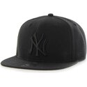 bone-plano-preto-snapback-com-logo-preto-captain-no-shot-da-new-york-yankees-mlb-da-47-brand