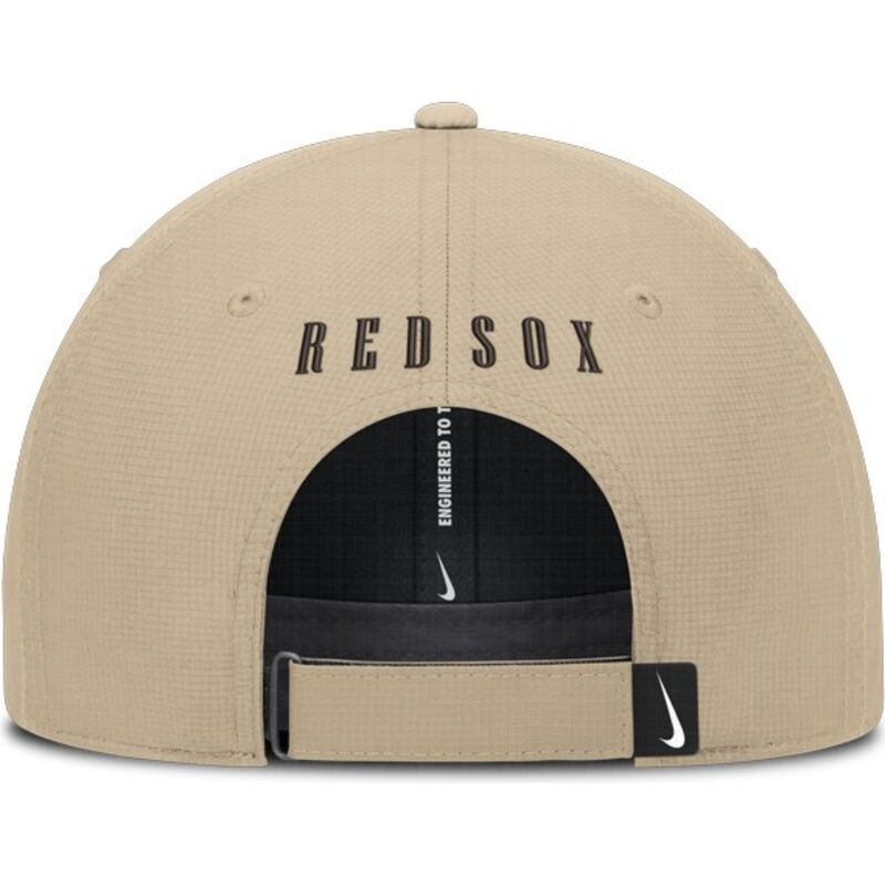 bone-curvo-bege-ajustavel-com-logo-bege-club-structured-uv-poly-ripstop-da-boston-red-sox-mlb-da-nike bone-curvo-bege-ajustavel-com-logo-bege-club-structured-uv-poly-ripstop-da-boston-red-sox-mlb-da-nike