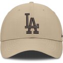 bone-curvo-bege-ajustavel-com-logo-castanho-club-structured-uv-poly-ripstop-da-los-angeles-dodgers-mlb-da-nike