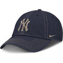 bone-curvo-azul-marinho-ajustavel-com-logo-bege-fathers-day-club-unstructured-organic-cotton-da-new-york-yankees-mlb-da-nike