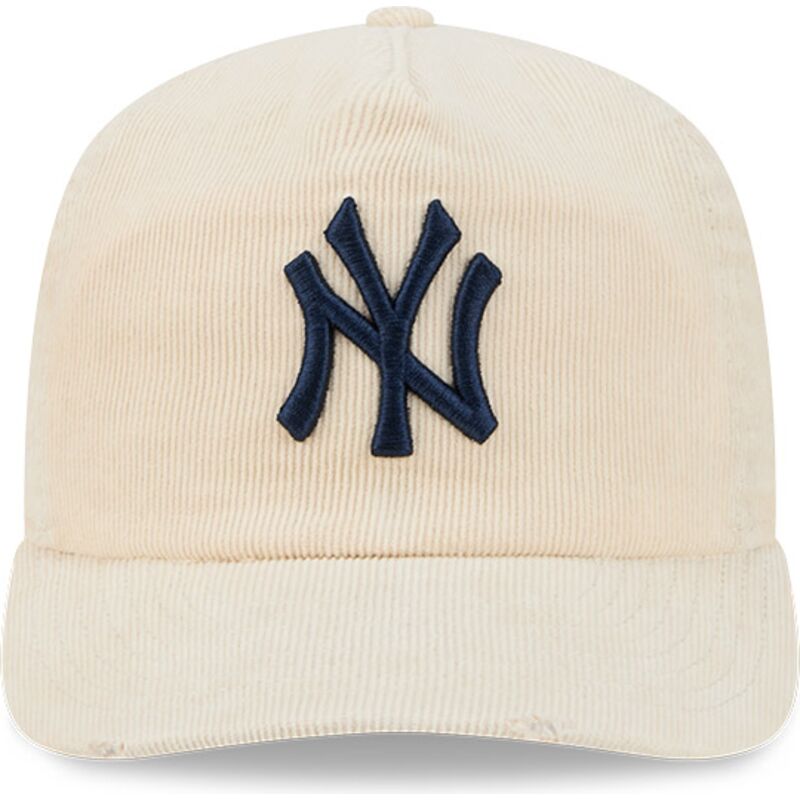 bone-curvo-bege-ajustavel-com-logo-azul-marinho-19twenty-na-lifestyle-f1-da-new-york-yankees-mlb-da-new-era bone-curvo-bege-ajustavel-com-logo-azul-marinho-19twenty-na-lifestyle-f1-da-new-york-yankees-mlb-da-new-era