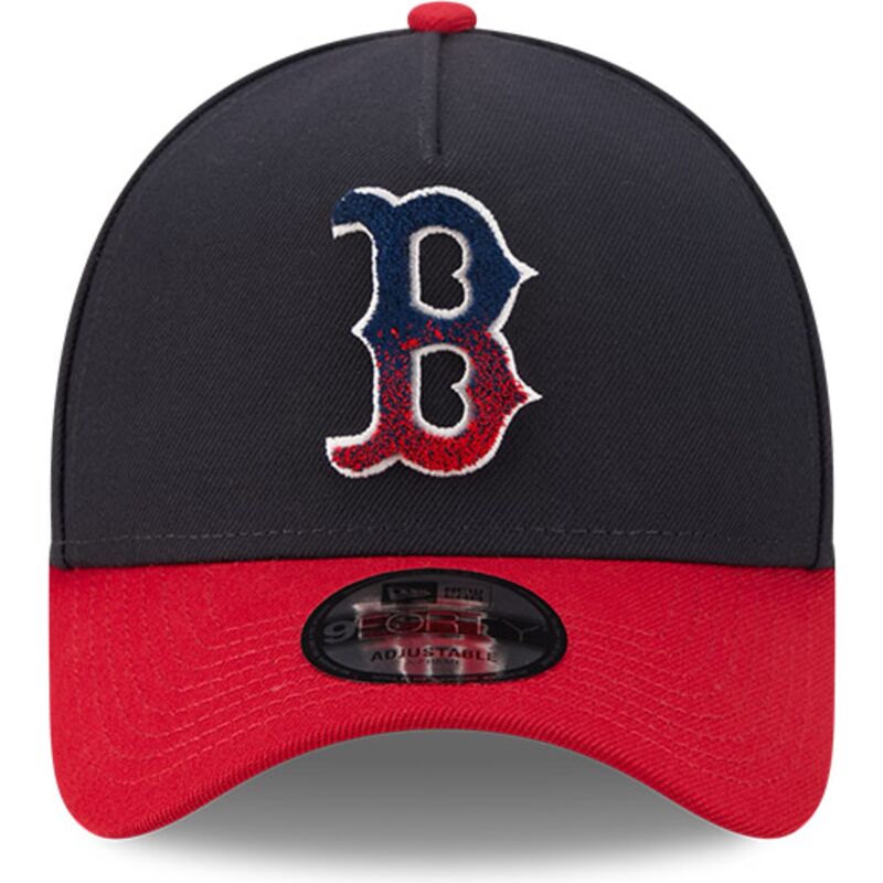 bone-curvo-azul-marinho-e-vermelho-snapback-9forty-a-frame-na-lifestyle-f1-da-boston-red-sox-mlb-da-new-era