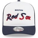 bone-trucker-azul-marinho-e-branco-9fifty-a-frame-na-lifestyle-f1-da-boston-red-sox-mlb-da-new-era