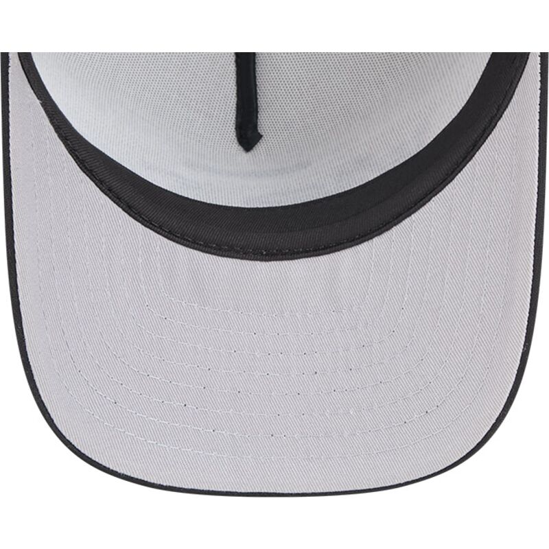 bone-trucker-preto-e-branco-9fifty-a-frame-na-lifestyle-f1-da-chicago-white-sox-mlb-da-new-era