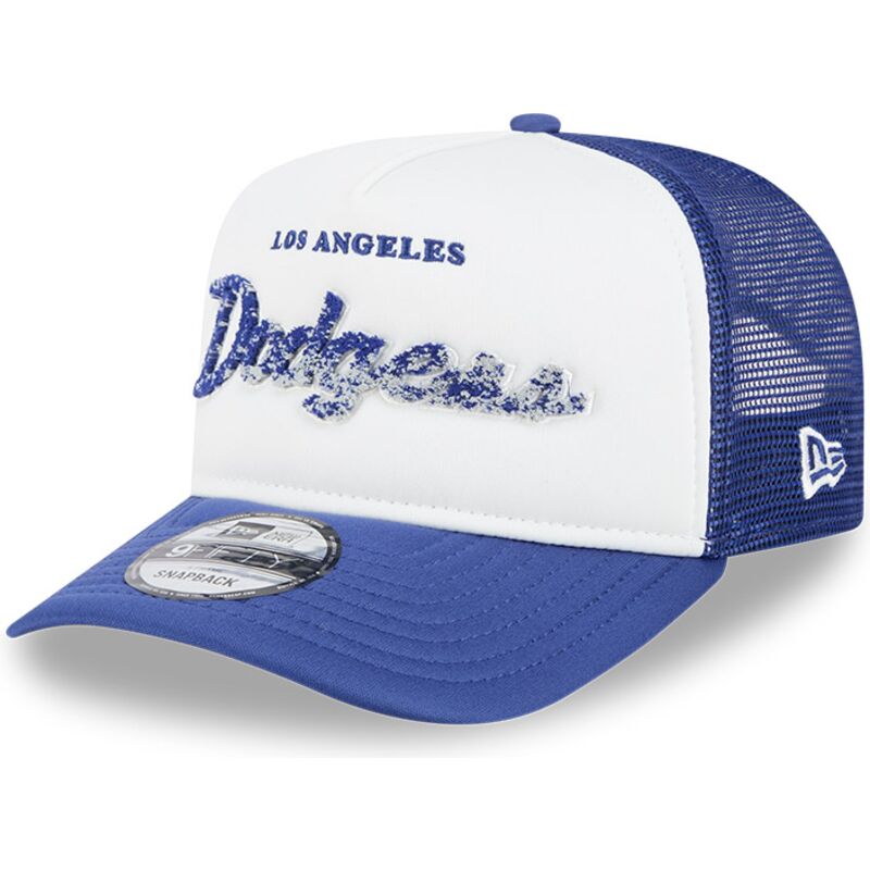 bone-trucker-azul-e-branco-9fifty-a-frame-na-lifestyle-f1-da-los-angeles-dodgers-mlb-da-new-era