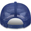 bone-trucker-azul-e-branco-9fifty-a-frame-na-lifestyle-f1-da-los-angeles-dodgers-mlb-da-new-era
