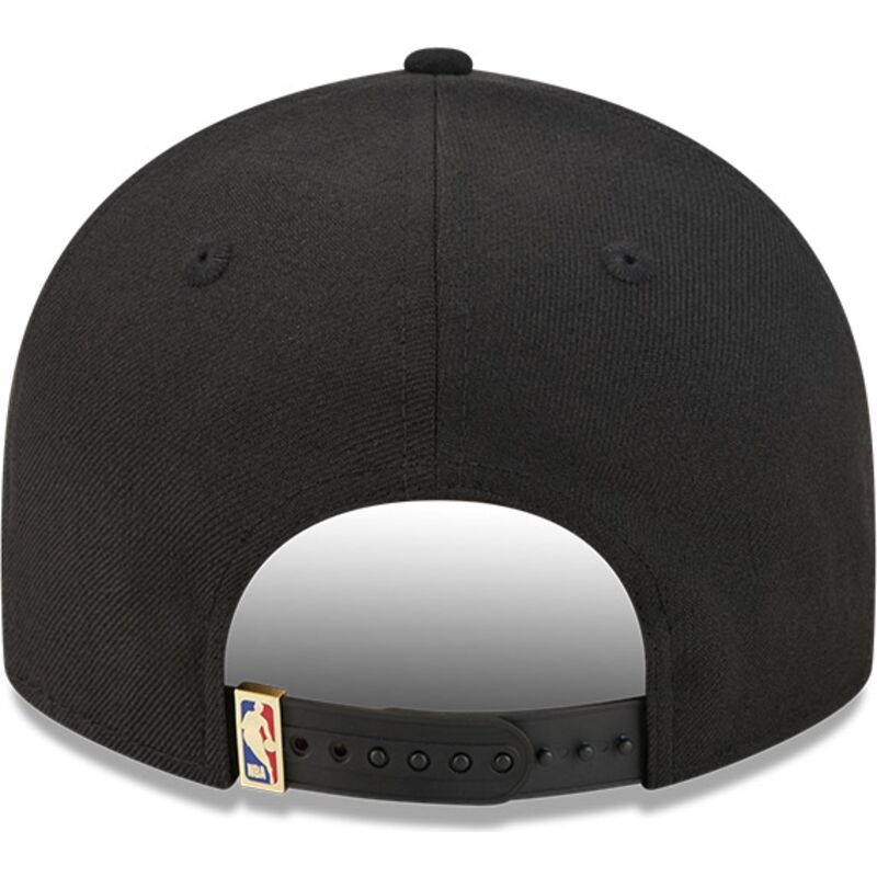 bone-curvo-preto-snapback-9fifty-na-lifestyle-f1-da-nba-da-new-era