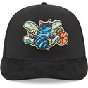 bone-curvo-preto-snapback-9fifty-na-lifestyle-f1-da-charlotte-hornets-nba-da-new-era