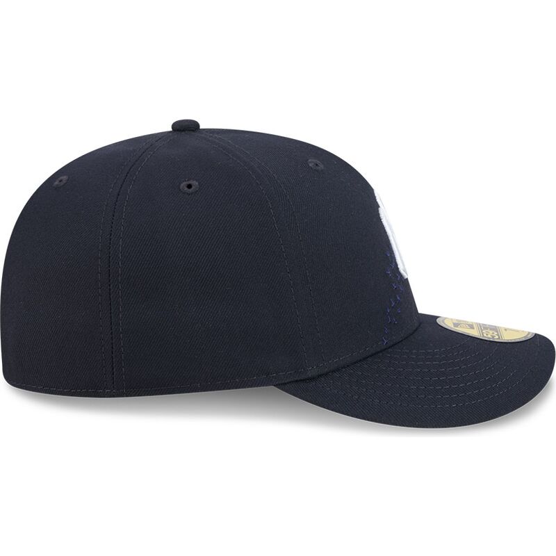 bone-curvo-azul-marinho-justo-59fifty-pin-na-lifestyle-f1-da-new-york-yankees-mlb-da-new-era
