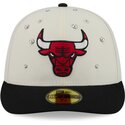 bone-curvo-bege-e-preto-justo-59fifty-beads-na-lifestyle-f1-da-chicago-bulls-nba-da-new-era