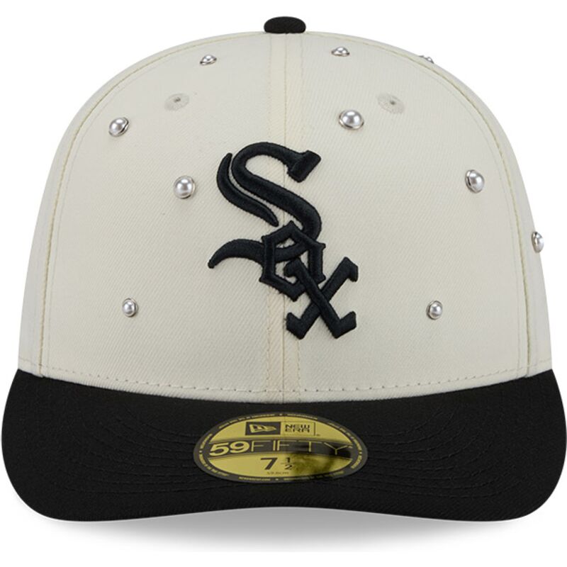 bone-curvo-bege-e-preto-justo-59fifty-beads-na-lifestyle-f1-da-chicago-white-sox-mlb-da-new-era