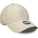 bone-curvo-bege-ajustavel-para-mulheres-com-logo-bege-9forty-cord-da-new-york-yankees-mlb-da-new-era