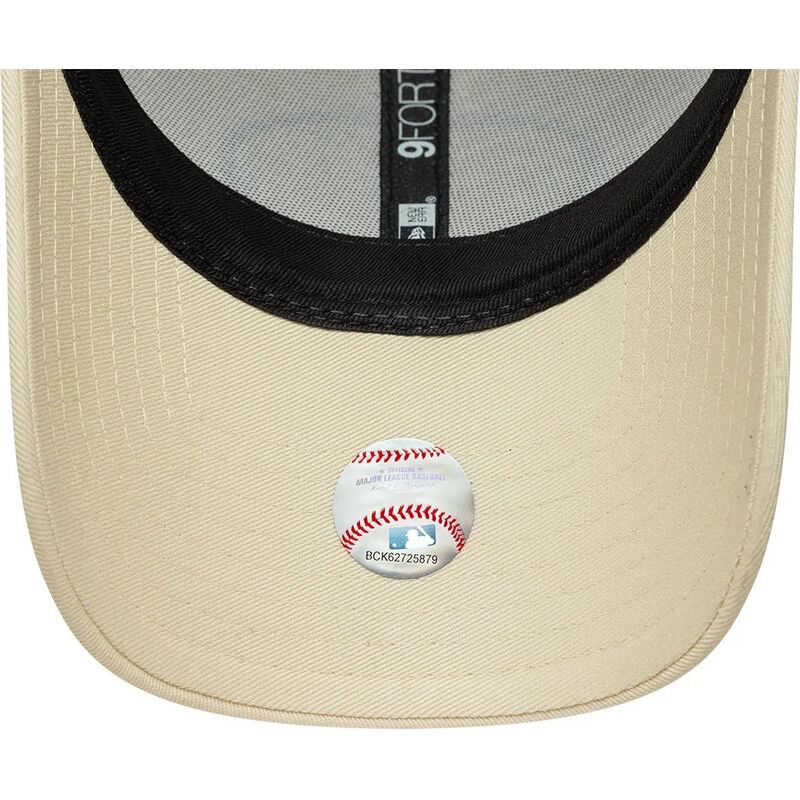 bone-curvo-creme-ajustavel-com-logo-azul-9forty-patch-da-los-angeles-dodgers-mlb-da-new-era bone-curvo-creme-ajustavel-com-logo-azul-9forty-patch-da-los-angeles-dodgers-mlb-da-new-era