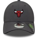bone-curvo-cinza-ajustavel-9forty-recycled-da-chicago-bulls-nba-da-new-era