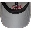 bone-curvo-cinza-ajustavel-com-logo-vermelho-9twenty-fleck-cord-da-associazione-sportiva-roma-serie-a-da-new-era
